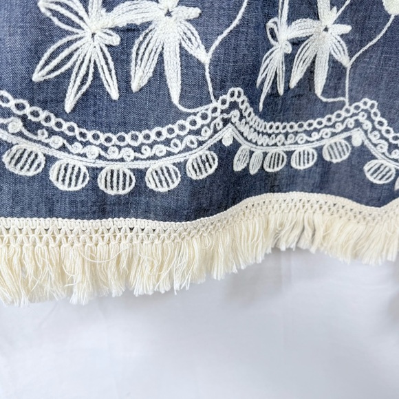 Shyanne‎ Denim Dress With Embroidery Details And Fringe Trim Size XL - Picture 5 of 9